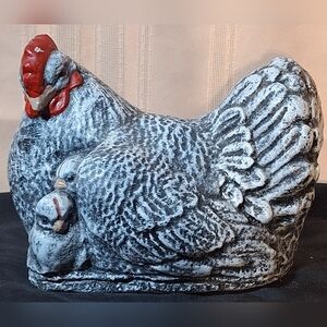 Concrete Hen and Chicks Decorative Garden Ornament